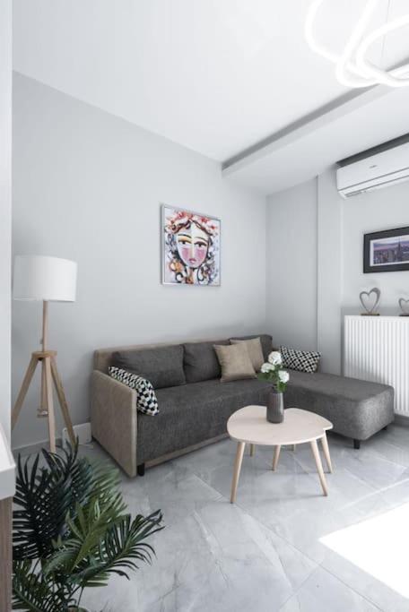 Soleggiato Minimal Apartment Thessaloniki Exterior photo